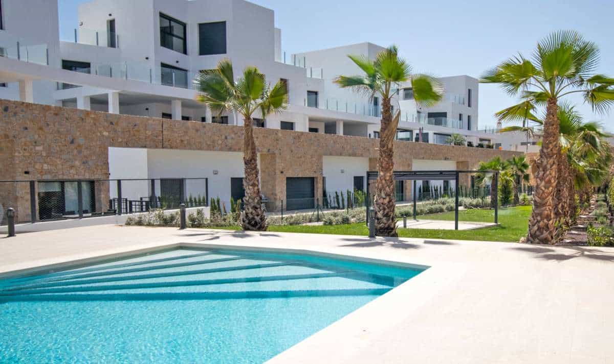 Condominium in Alicante, Valencia 10177413