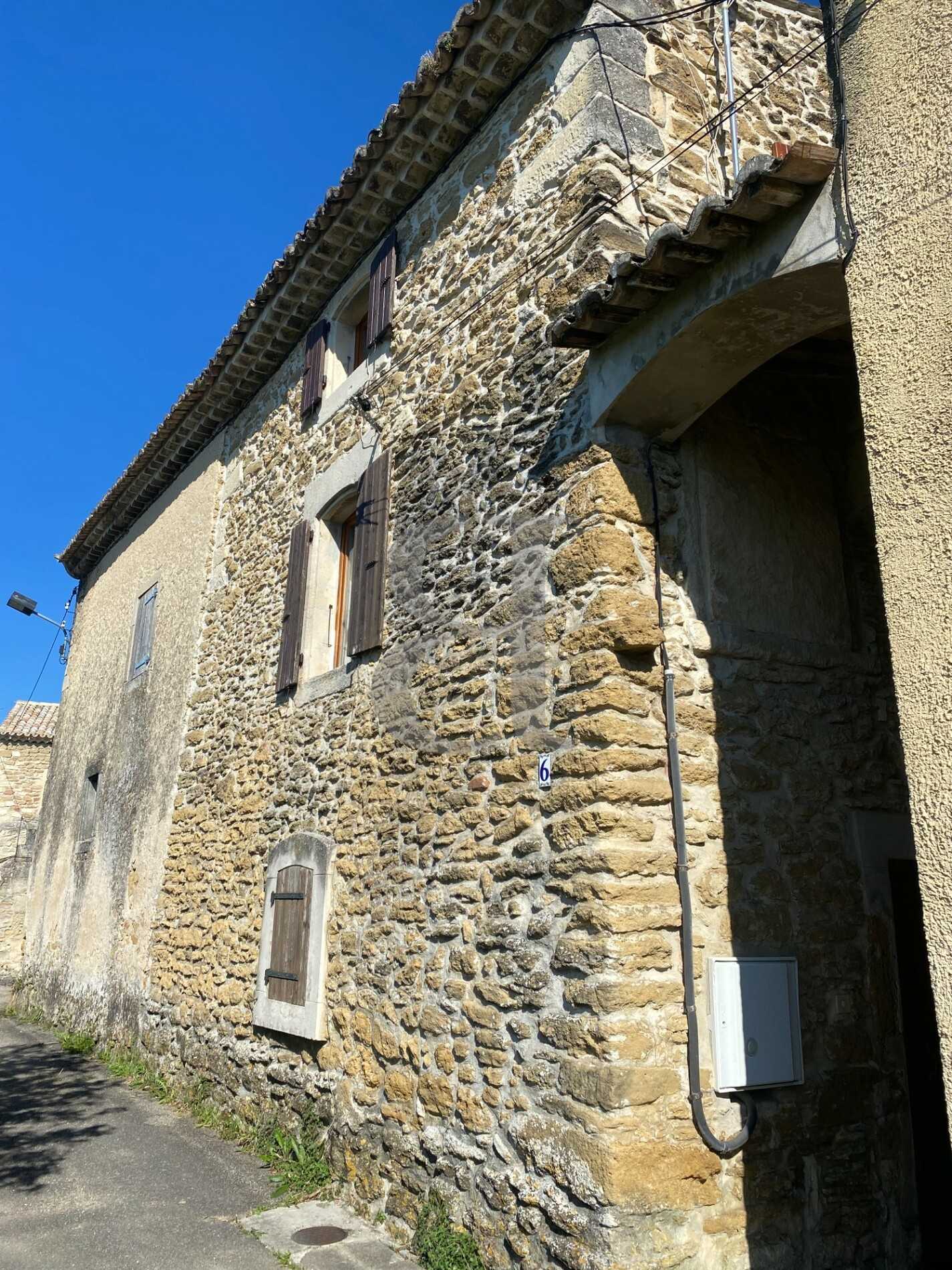 rumah dalam Grillon, Provence-Alpes-Côte d'Azur 10177461