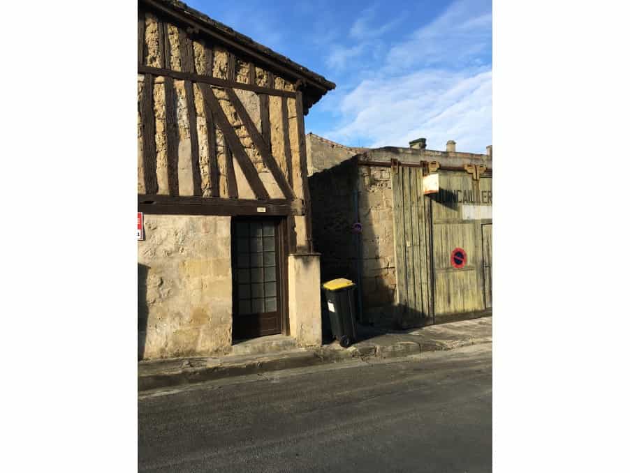Condominium in Miramont-de-Guyenne, Nouvelle-Aquitaine 10177506