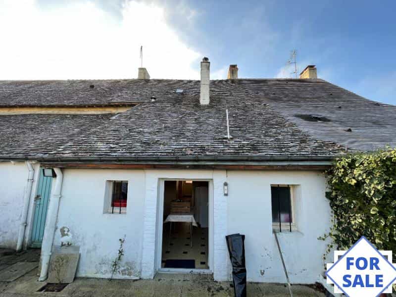 Rumah di Saint-Cosme-en-Vairais, Membayar de la Loire 10177607