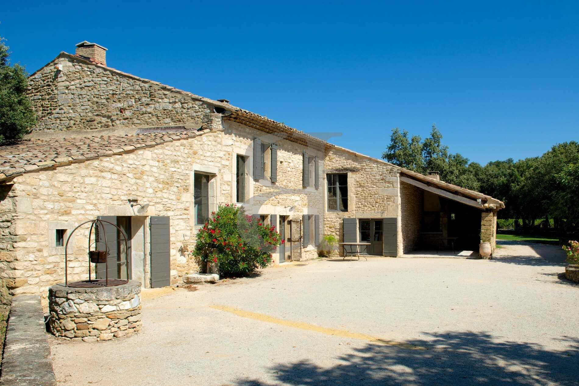 Huis in Vaison-la-Romaine, Provence-Alpes-Côte d'Azur 10177795