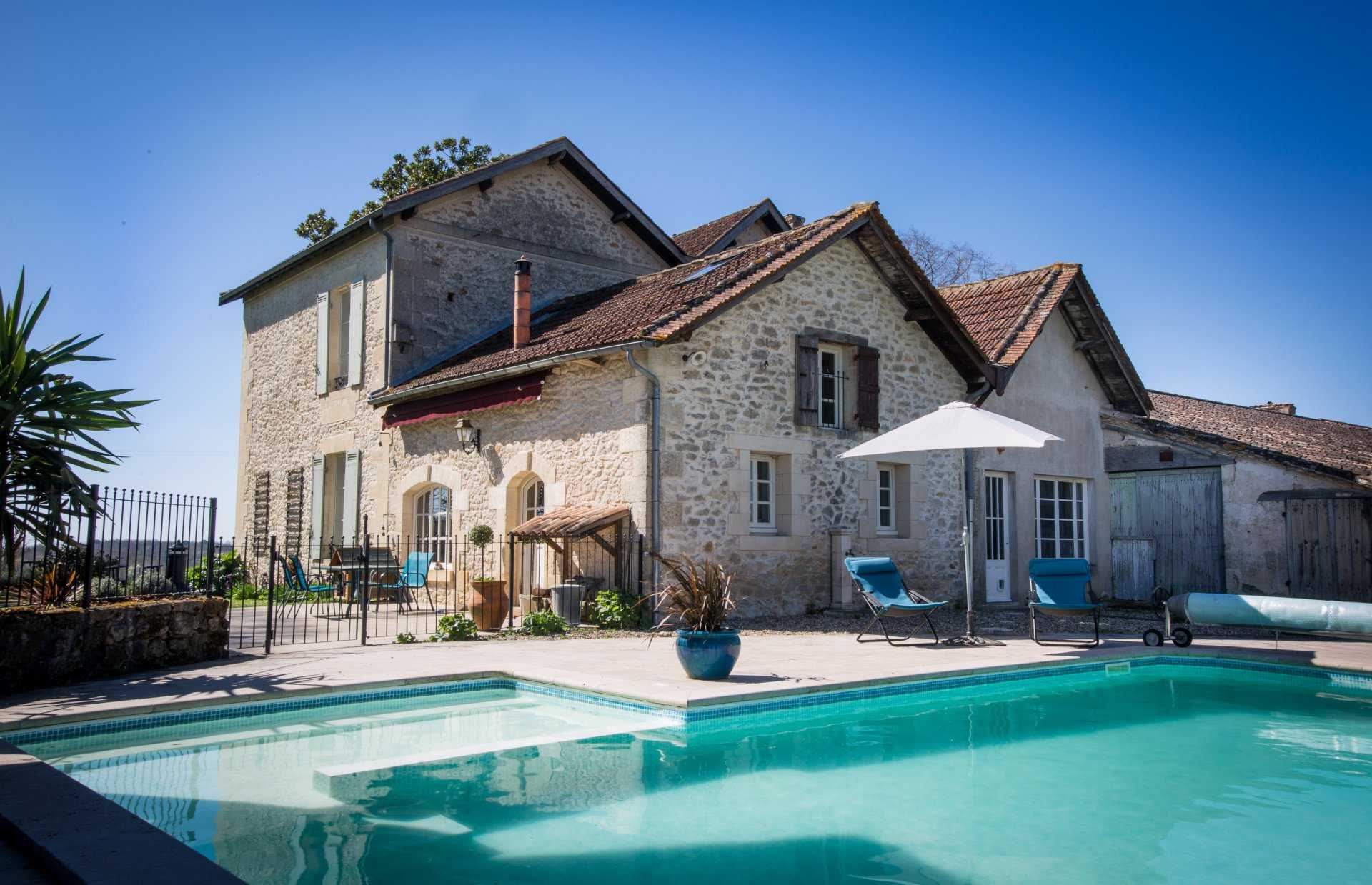 House in Blasimon, Nouvelle-Aquitaine 10177932