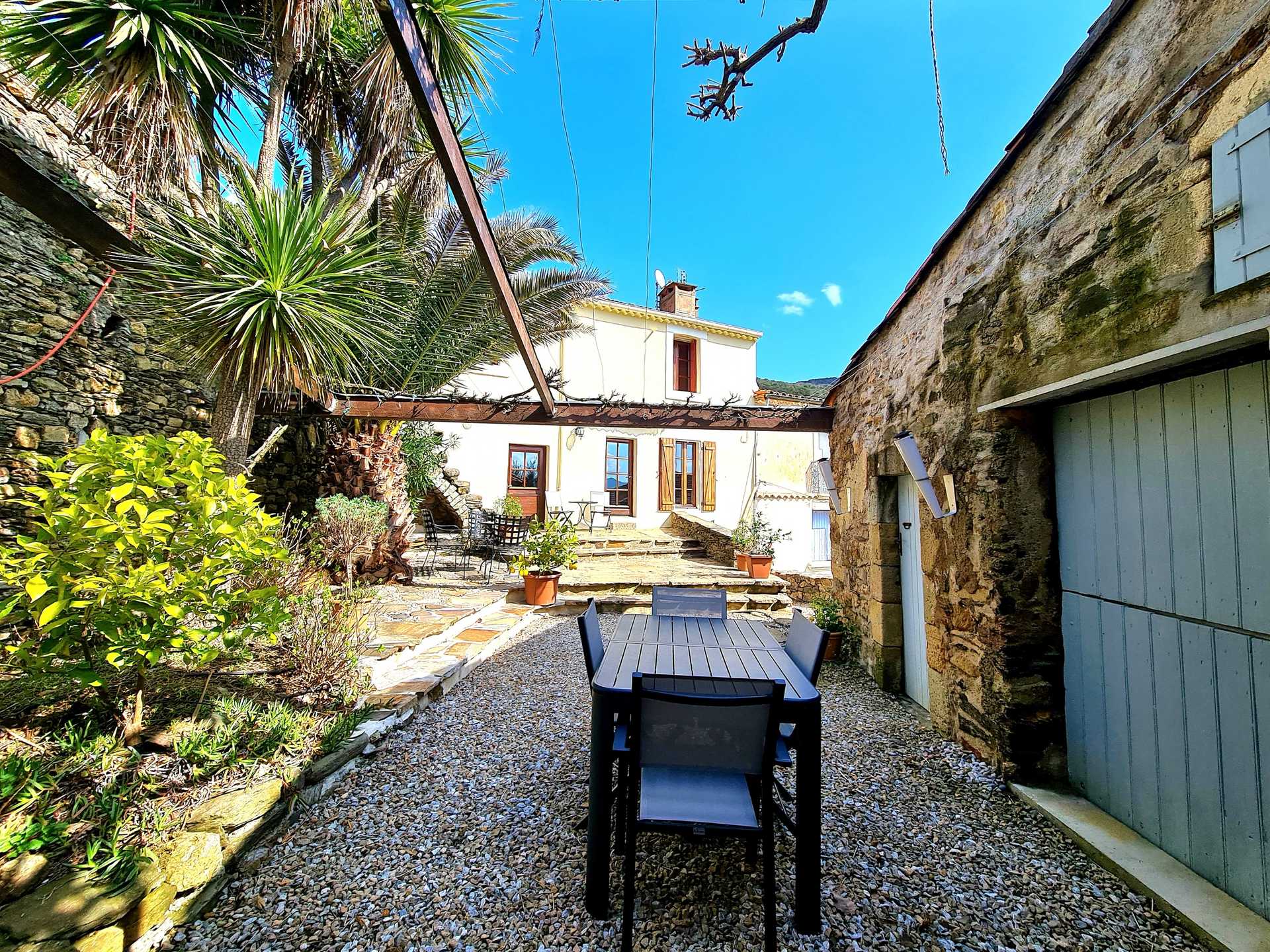 Casa nel Lamalou-les-Bains, Occitanie 10178033