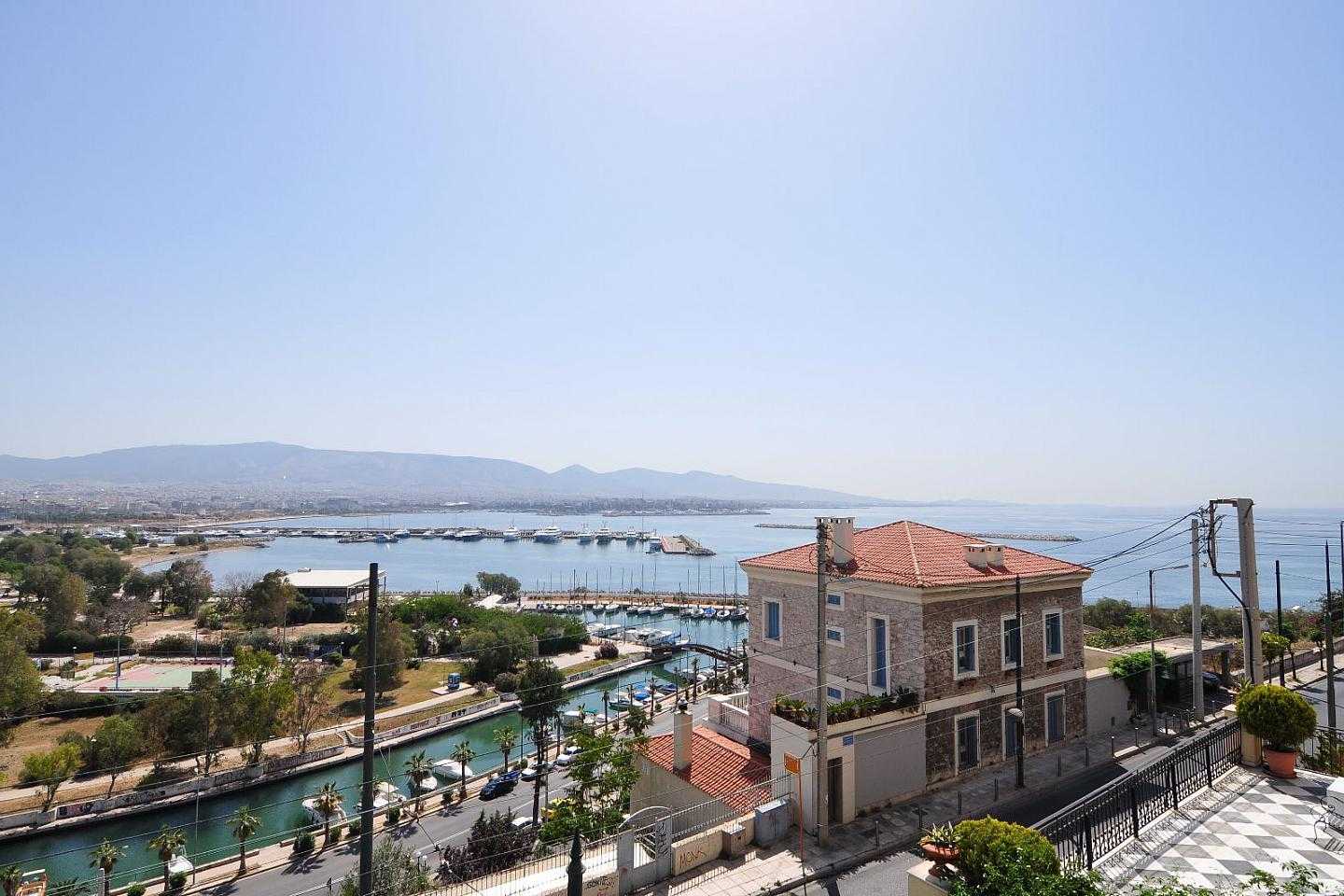 Condominium in Piraeus, Attik 10178568