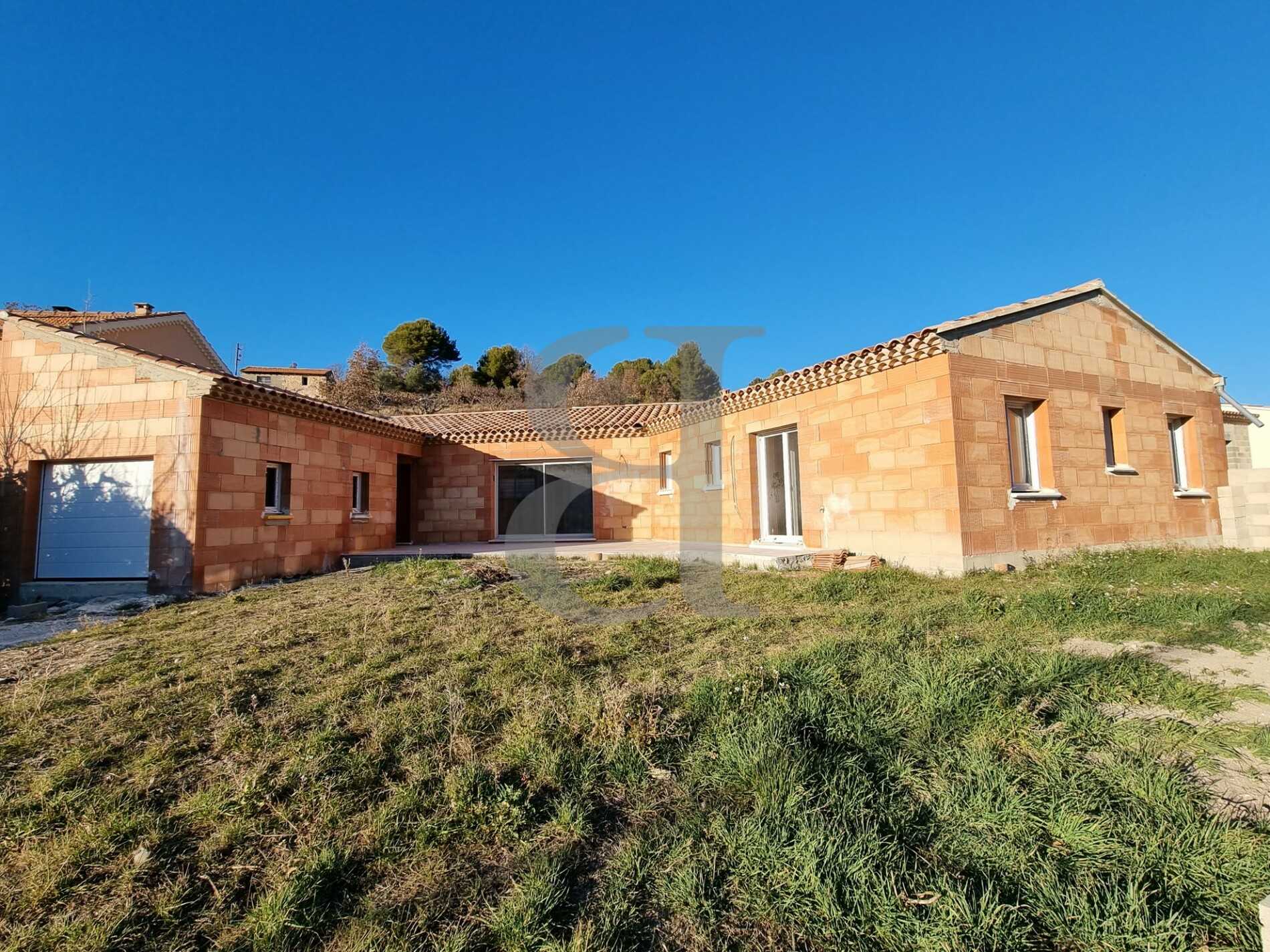 Huis in Malemort-du-Comtat, Provence-Alpes-Côte d'Azur 10178645