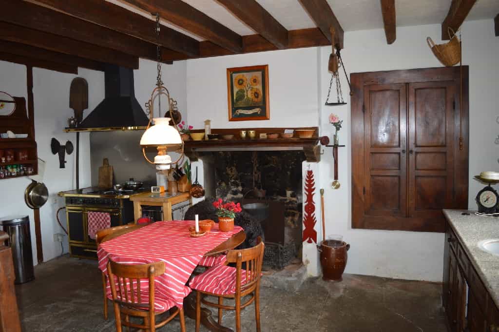 Rumah di Faux-Mazura, Nouvelle-Aquitaine 10179342