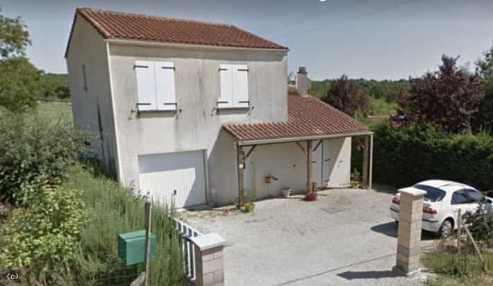 Rumah di Bernac, Nouvelle-Aquitaine 10179426
