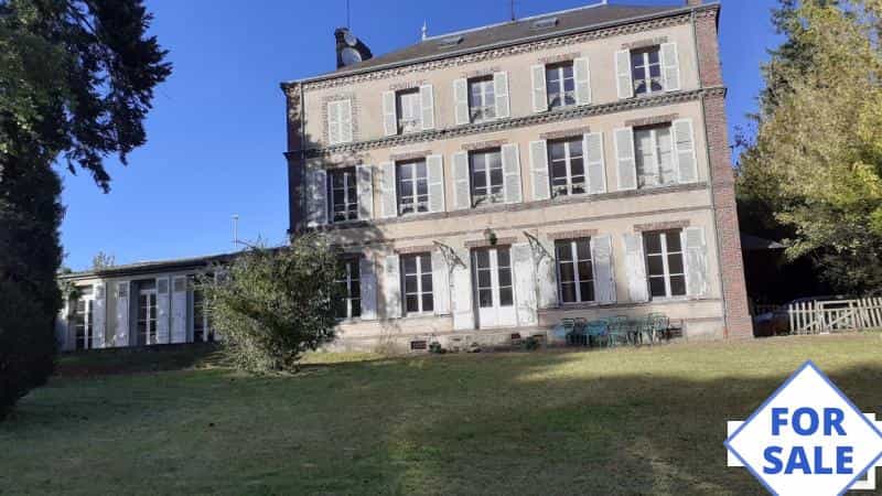 House in Senonches, Centre-Val de Loire 10179453