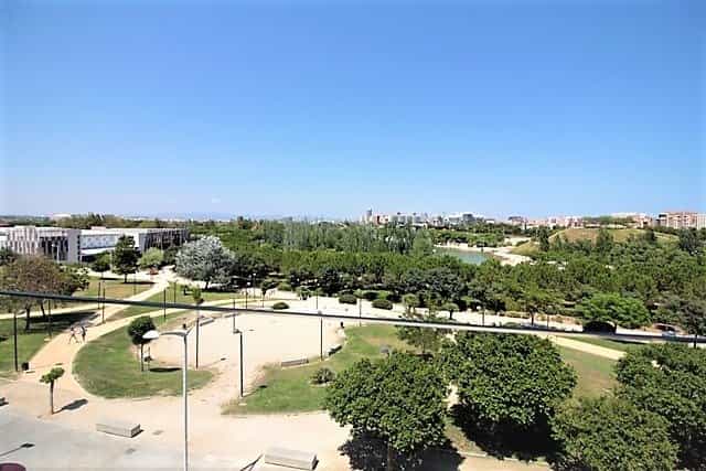 Condominium dans Chirivella, Valencia 10179531