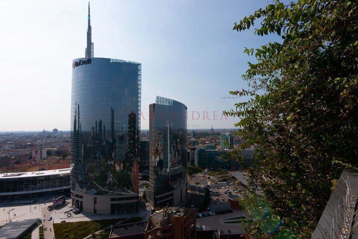 Condominium in Milan, Lombardy 10179665