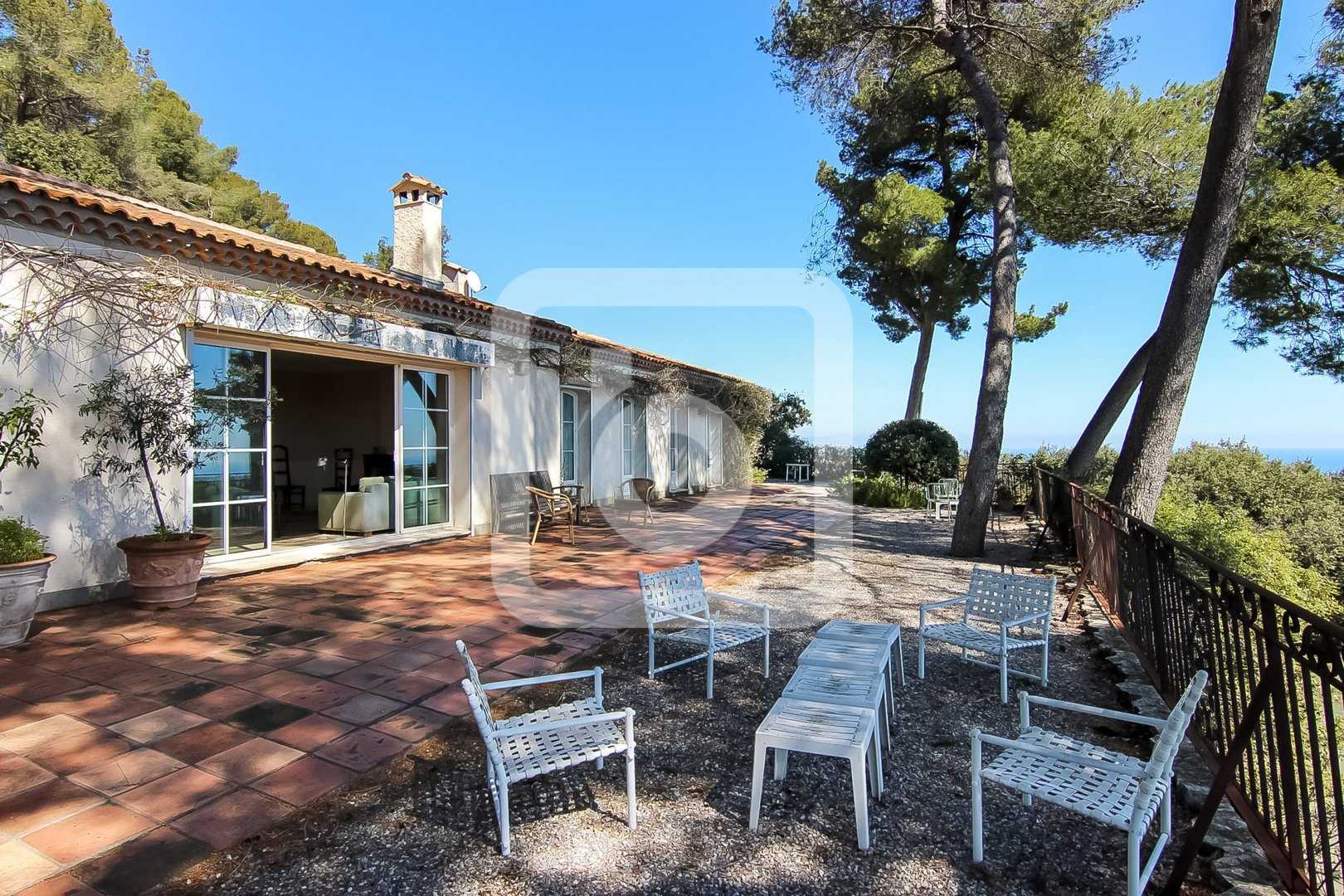 Rumah di Le Cannet, Provence-Alpes-Cote d'Azur 10179857
