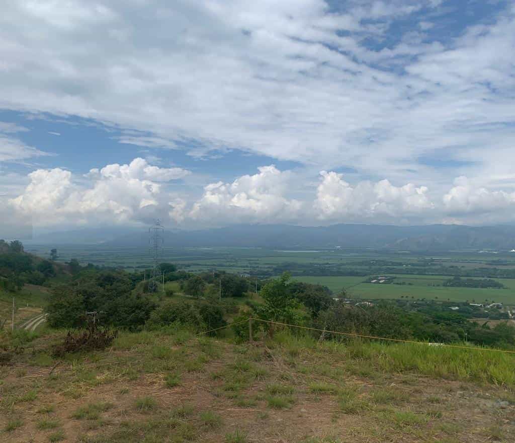 Tanah dalam Guadalajara de Buga, Valle del Cauca 10180409