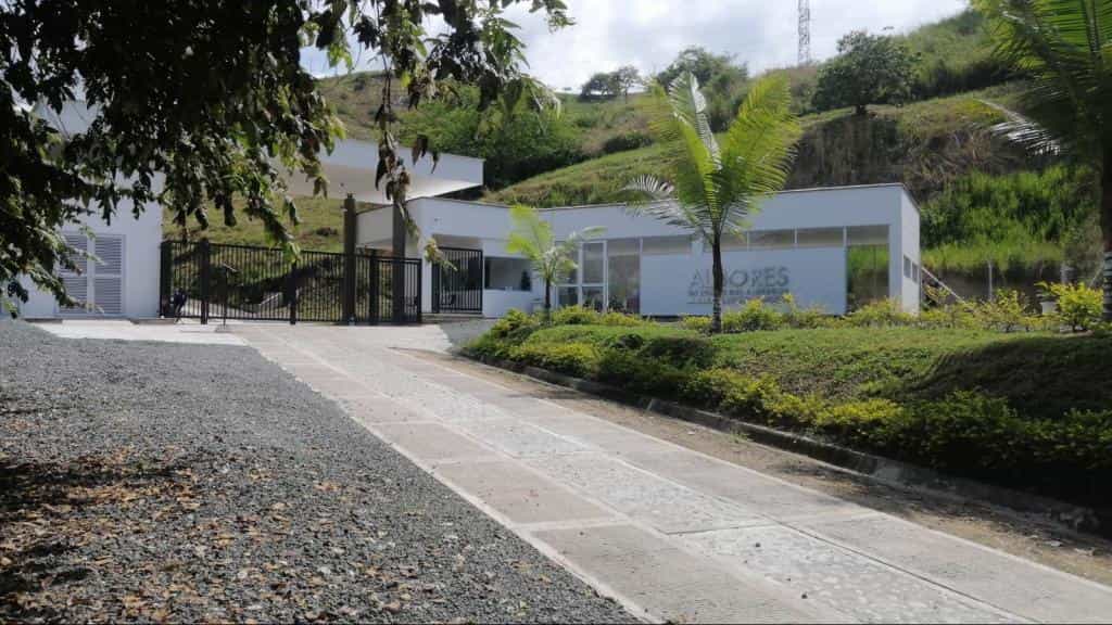 Земельные участки в Гвадалахара-де-Буга, Валье-дель-Каука 10180409