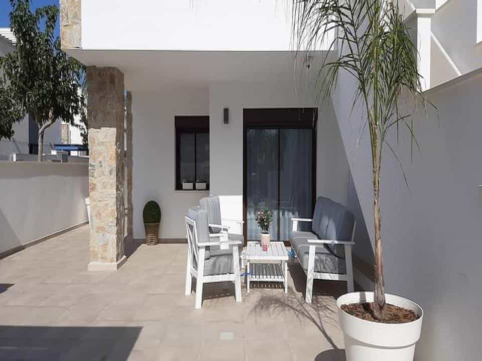 Eigentumswohnung im Torre de la Horadada, Valencian Community 10180486