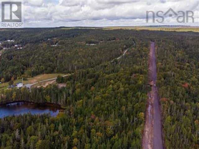 Tanah dalam Baddeck, Nova Scotia 10180524
