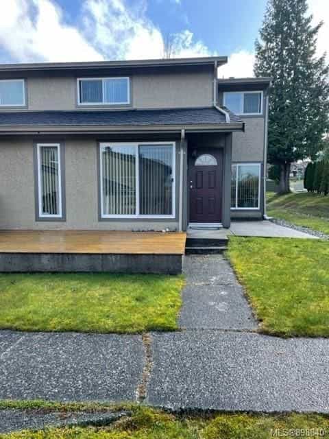 Casa nel Porto Hardy, British Columbia 10180647
