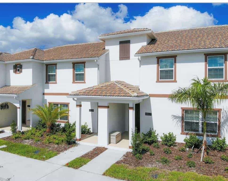 بيت في Kissimmee, Florida 10180765