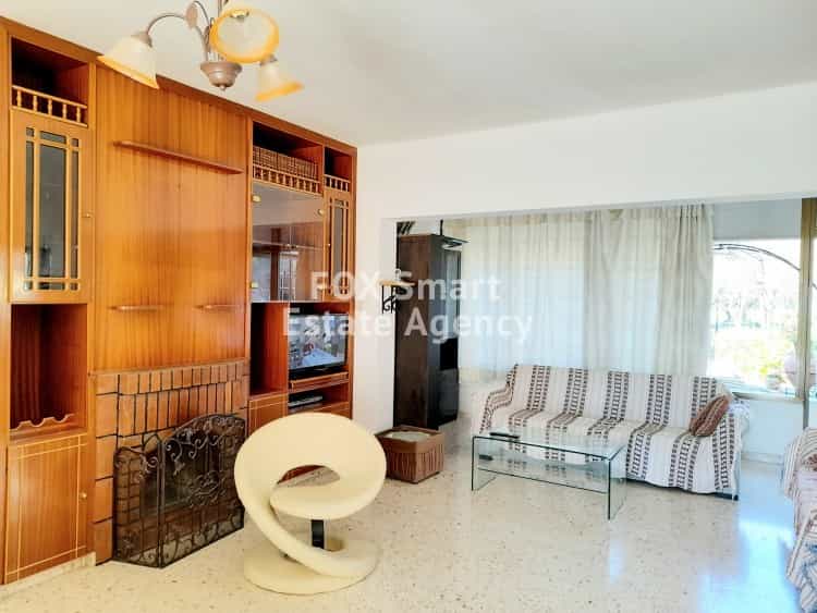 Condominium in Konia, Pafos 10180813
