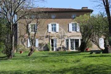 House in Gencay, Nouvelle-Aquitaine 10180994