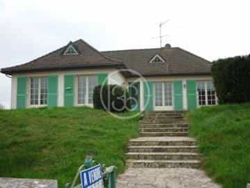 Huis in Lathus-Saint-Remy, Nouvelle-Aquitaine 10181004