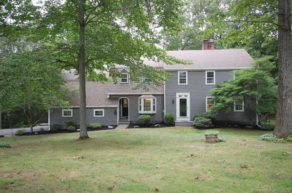 House in Topstone, Connecticut 10181155