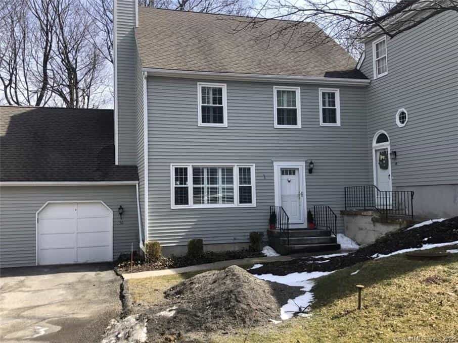 casa no Titico, Connecticut 10181169