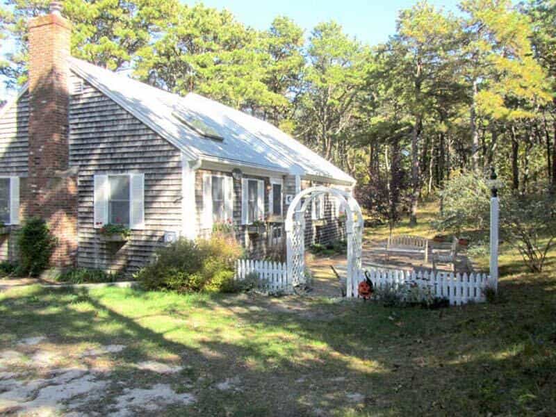 House in South Wellfleet, Massachusetts 10181656
