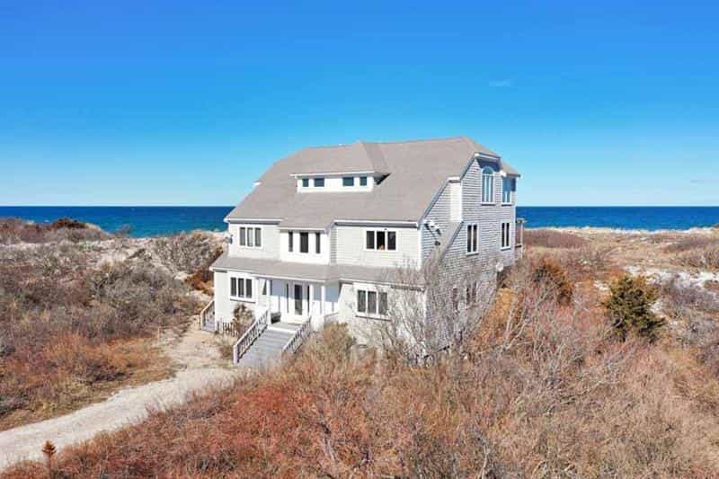House in Scorton Shores, Massachusetts 10181675