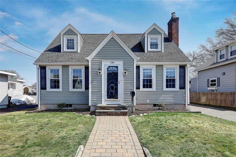 House in Pawtucket, Rhode Island 10181812