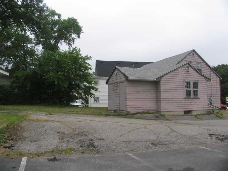 House in Lonsdale, Rhode Island 10181829