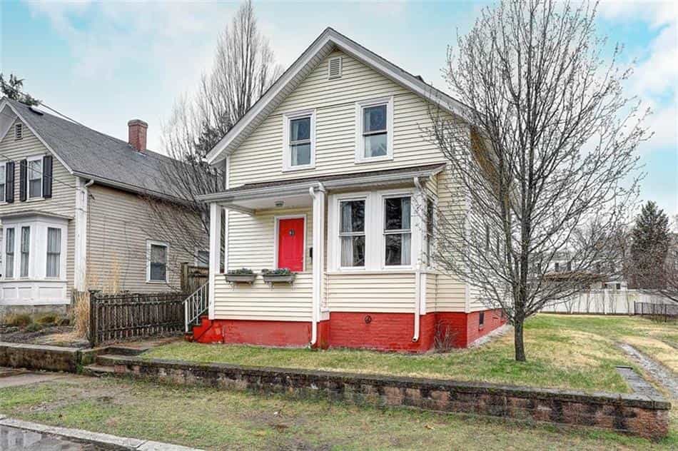 House in Pawtucket, Rhode Island 10181850