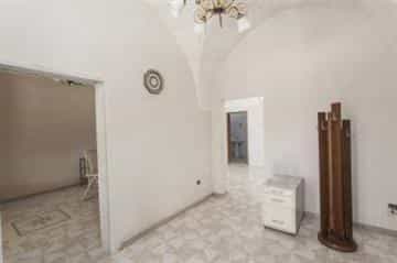 Hus i Oria, Puglia 10181984