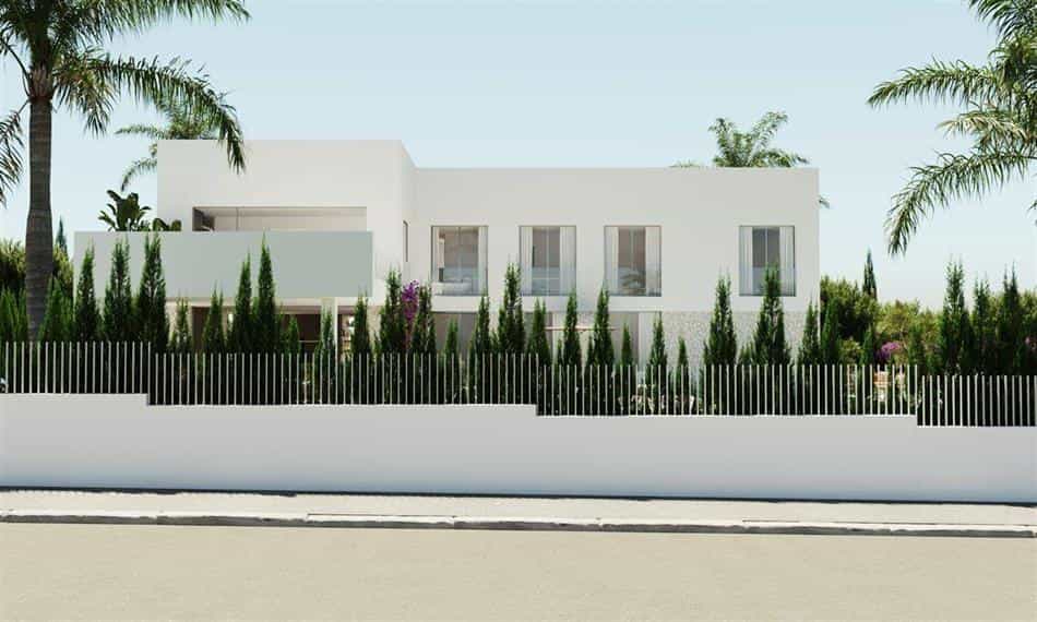 House in El Arenal, Balearic Islands 10181996