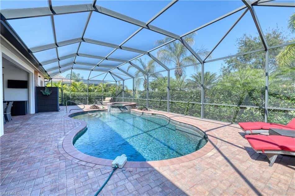 House in Fort Myers, Florida 10182037