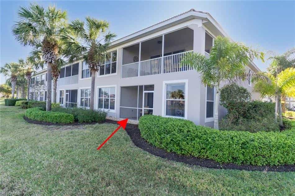 Condominium in Fort Myers, Florida 10182066