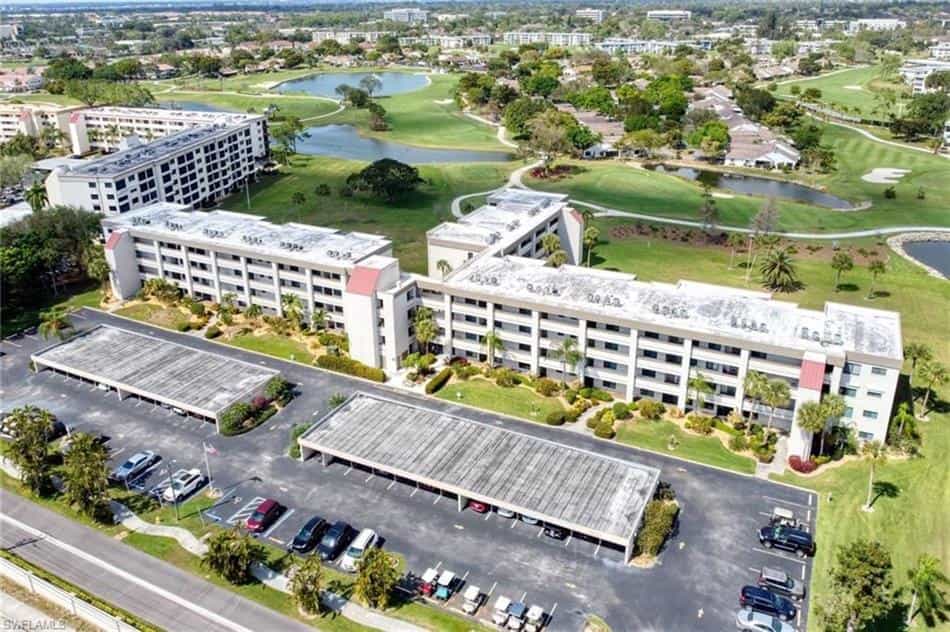 Condominium in Villas, Florida 10182067