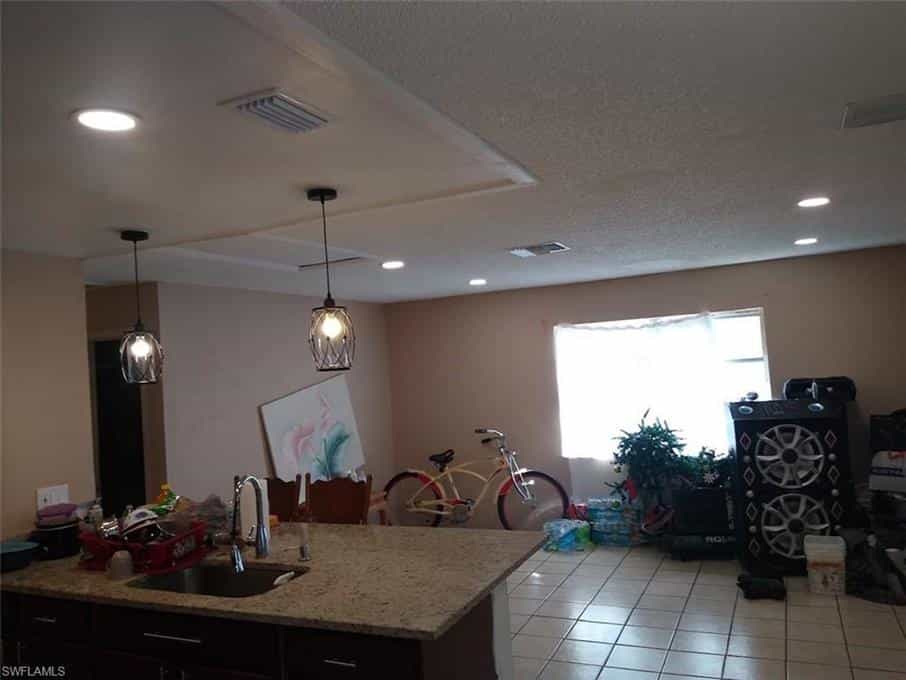 House in Fort Myers, Florida 10182070