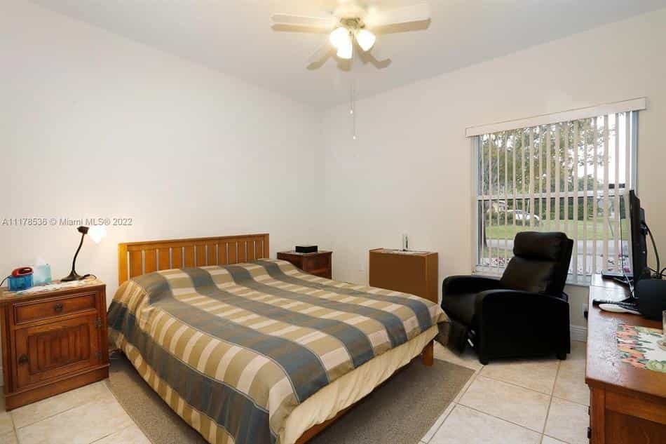 Condominium in Miami, Florida 10182111