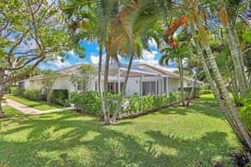 House in Palm Beach Gardens, Florida 10182138