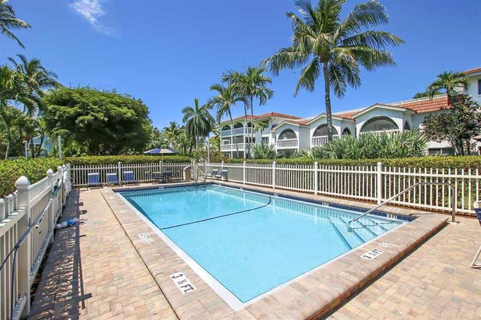 Condominium in Ybel, Florida 10182164