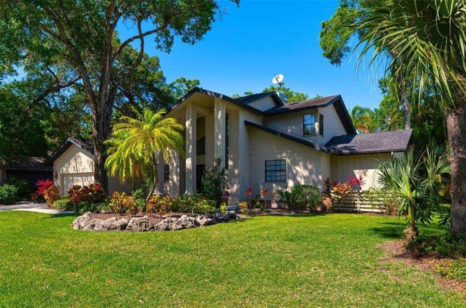 Haus im Sarasota Springs, Florida 10182171