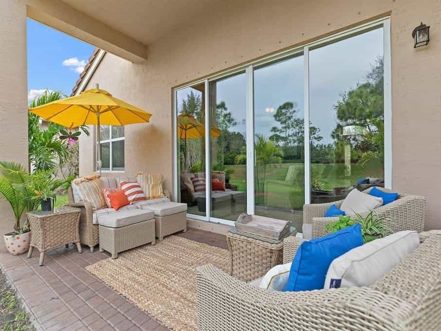 House in Vero Beach, Florida 10182243