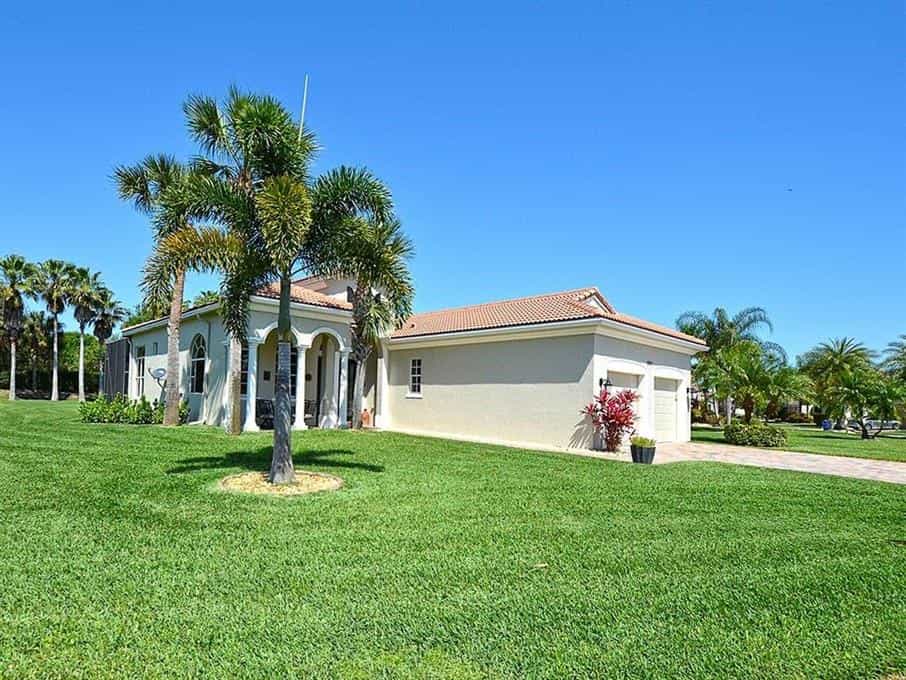 بيت في فلوريدا ريدج, فلوريدا 10182253