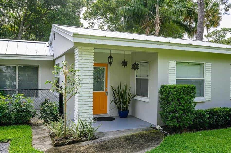 House in Vero Beach South, Florida 10182271