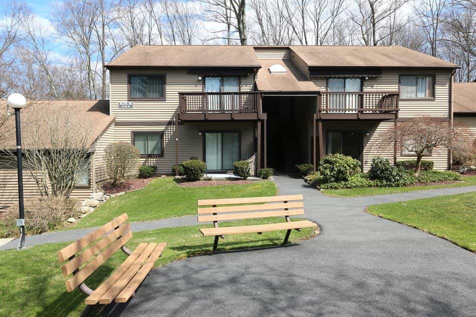 House in Jefferson Valley-Yorktown, New York 10182696