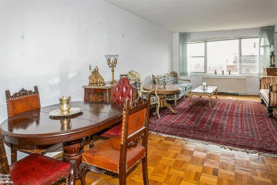 公寓 在 Brooklyn Manor, 紐約 10182851