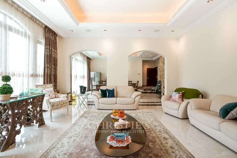 Talo sisään Warisan, Dubai 10183531