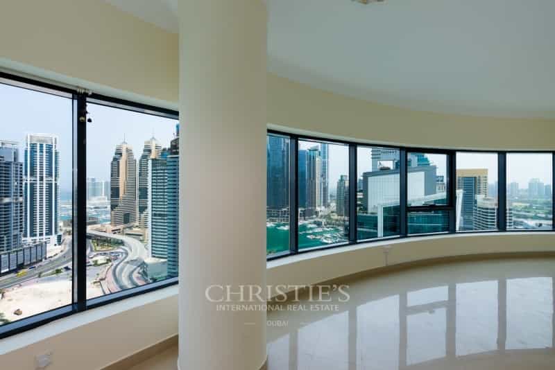 Condominium in Dubai, Dubayy 10184882
