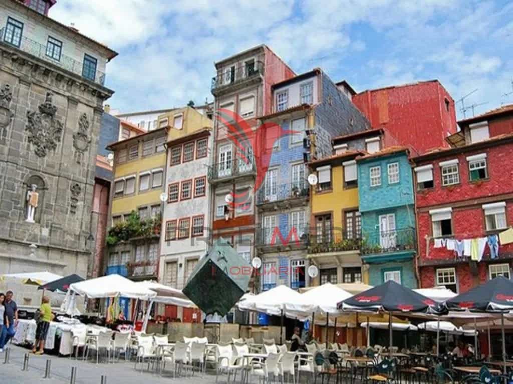 Condominium dans Porto, Rua de São João Novo 10184937