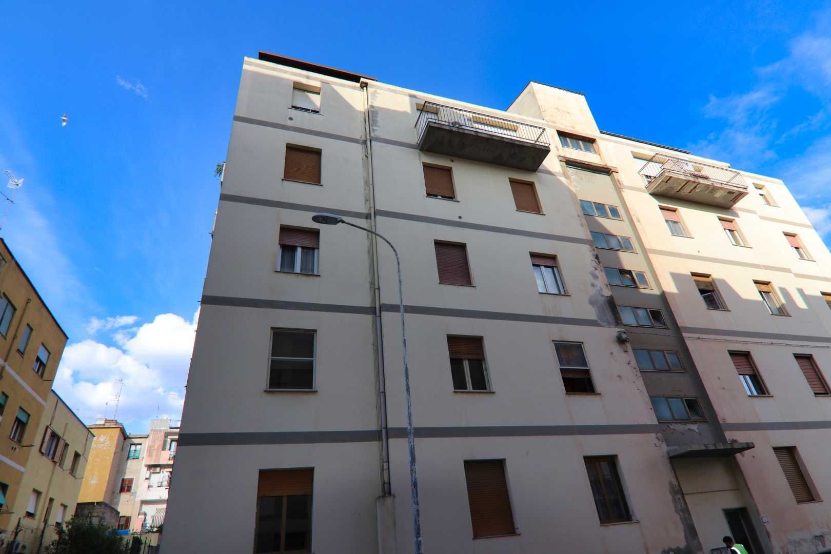 Condominium dans Sassari, 11 Via Giovanni Ferrucci 10185162